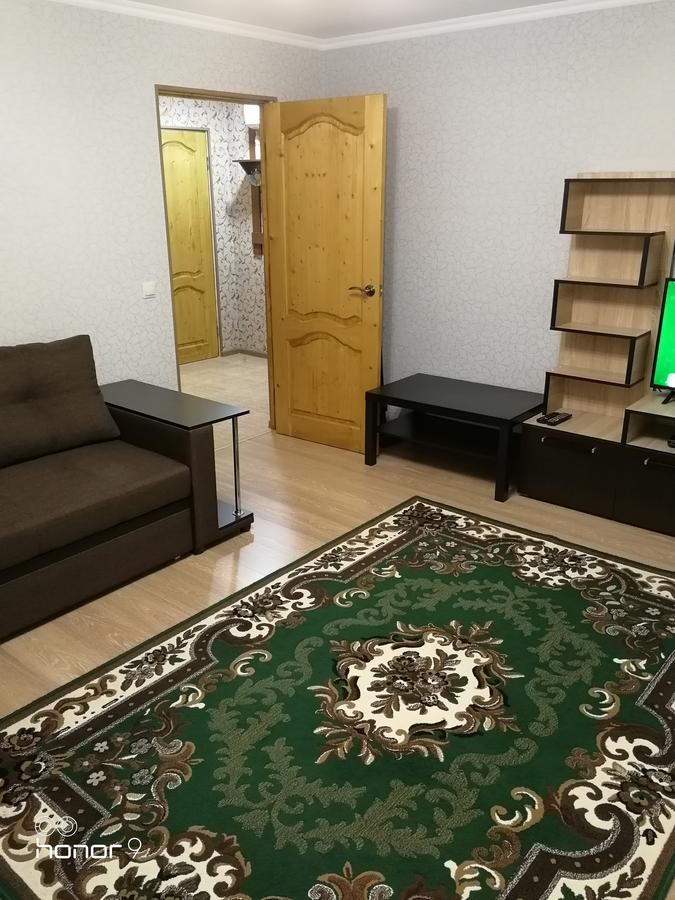 Домик По Ул.Званба Сухумі Екстер'єр фото